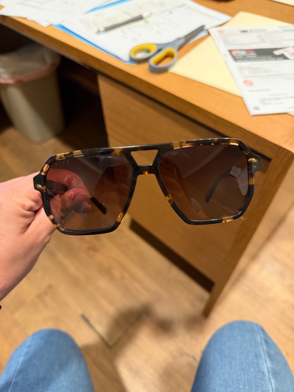 DIFF Cameron Sunglasses